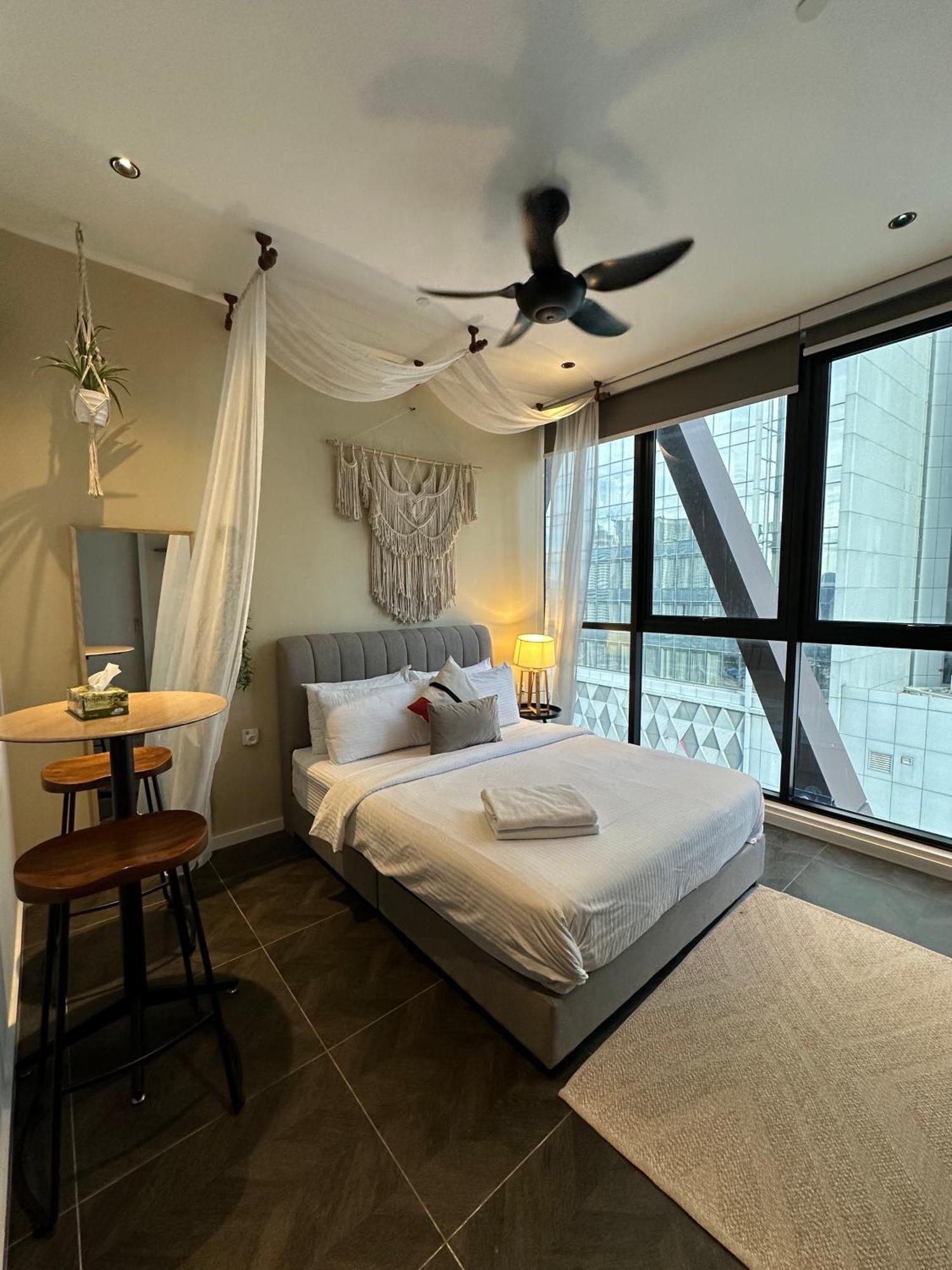 Scarletz Suites Klcc By Numa Kuala Lumpur Zewnętrze zdjęcie