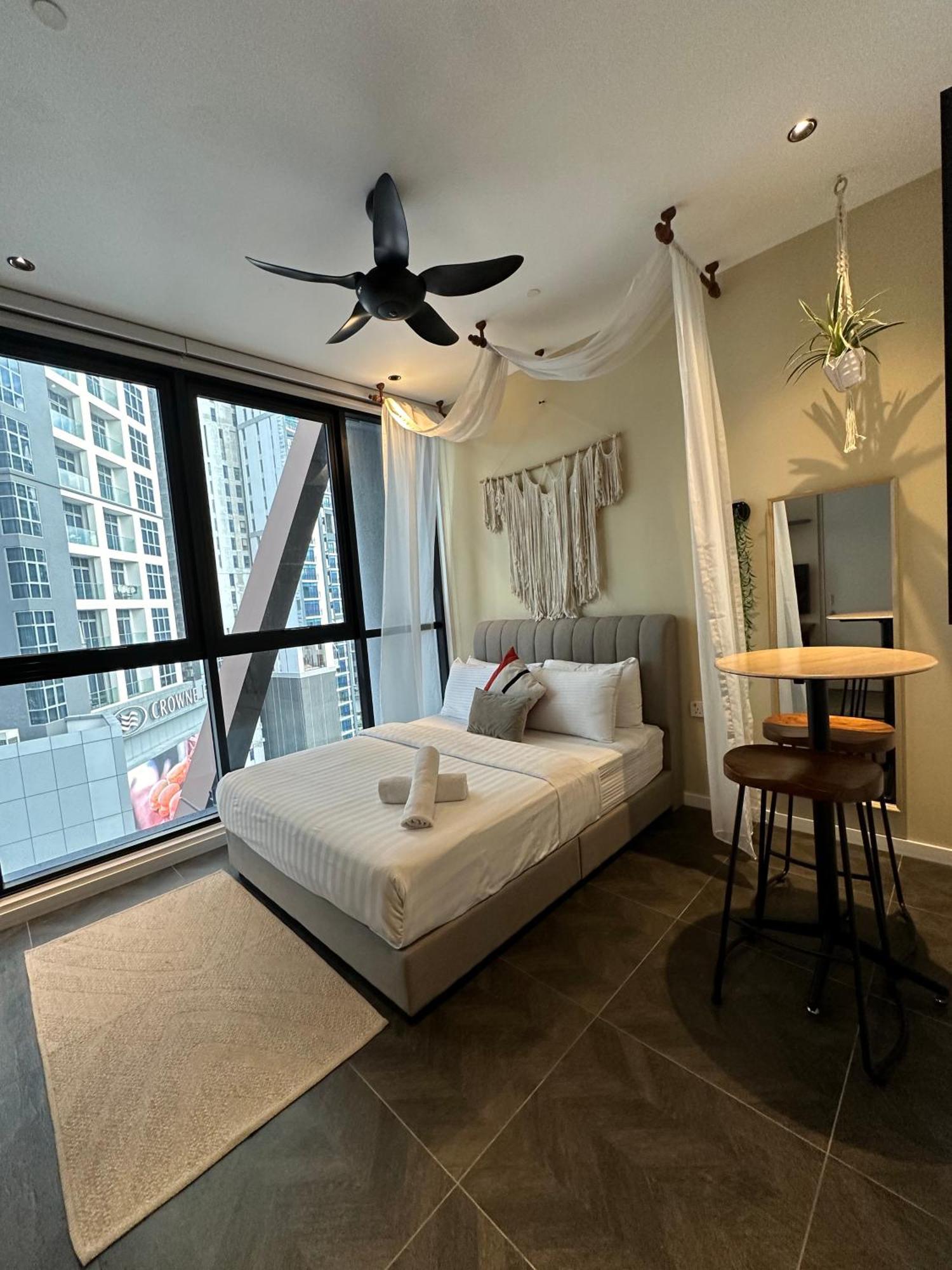 Scarletz Suites Klcc By Numa Kuala Lumpur Zewnętrze zdjęcie