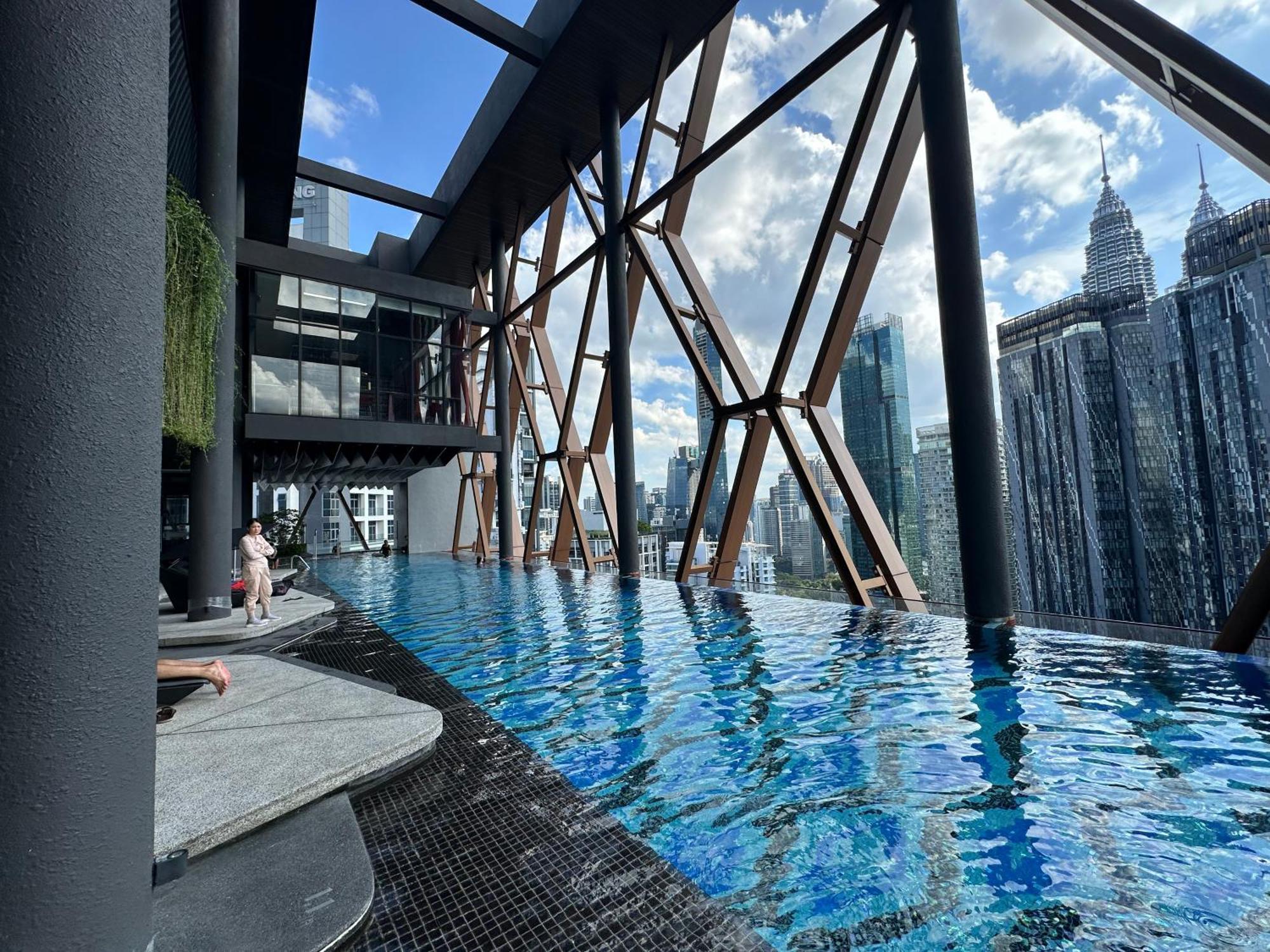 Scarletz Suites Klcc By Numa Kuala Lumpur Zewnętrze zdjęcie